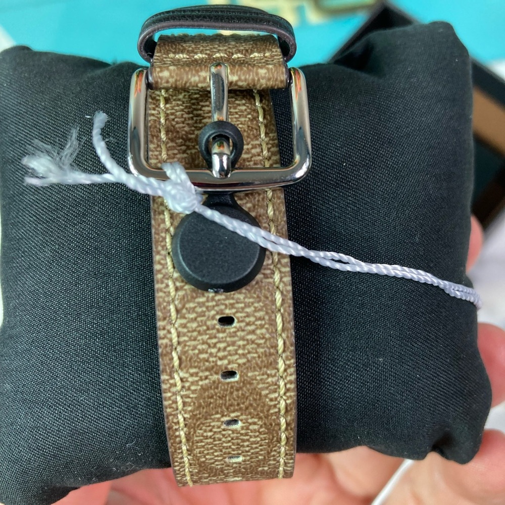 NWT COACH Disney X Villains Khaki Watch 14504072 - Picture 4 of 7